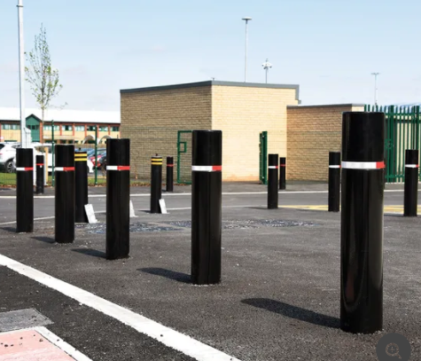 BOLARDO METALICO 6 ALTURA 70 CM CON PLACA BOL670